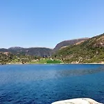 8 Person In Masfjordnes-by Traum *