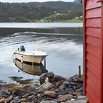 8 Person In Masfjordnes-by Traum * Masfjorden