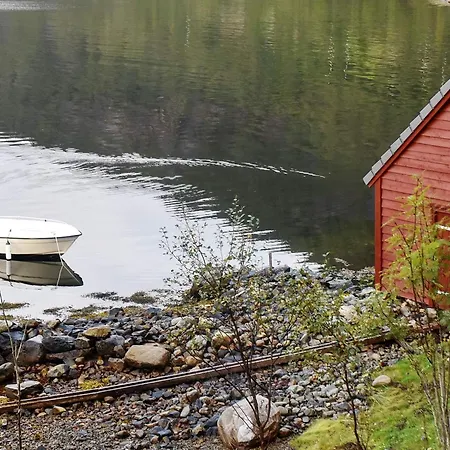 8 Person In Masfjordnes-by Traum *