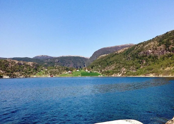 8 Person In Masfjordnes-by Traum *